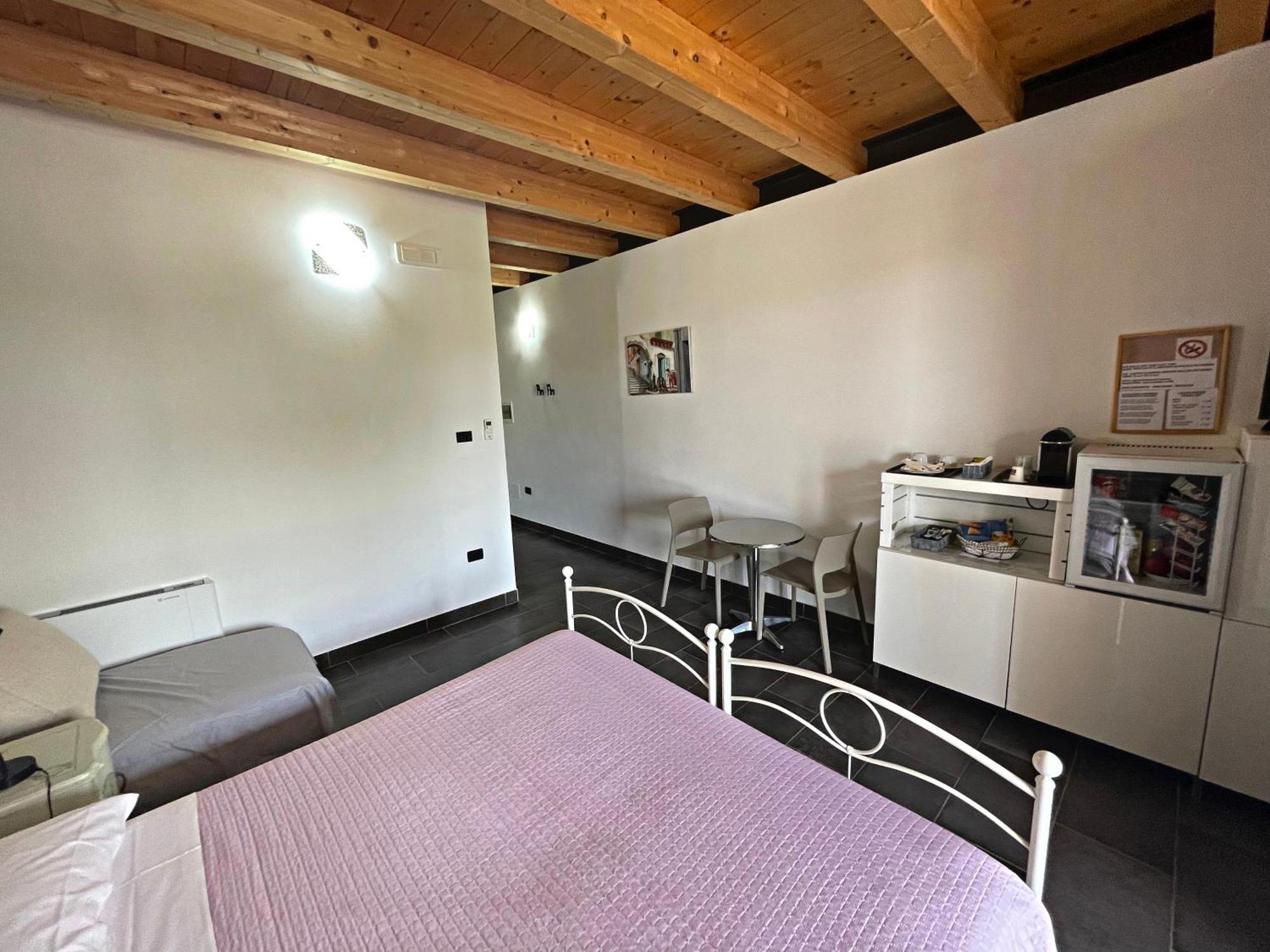 קבריאנה Agriturismo Scannaporco מראה חיצוני תמונה