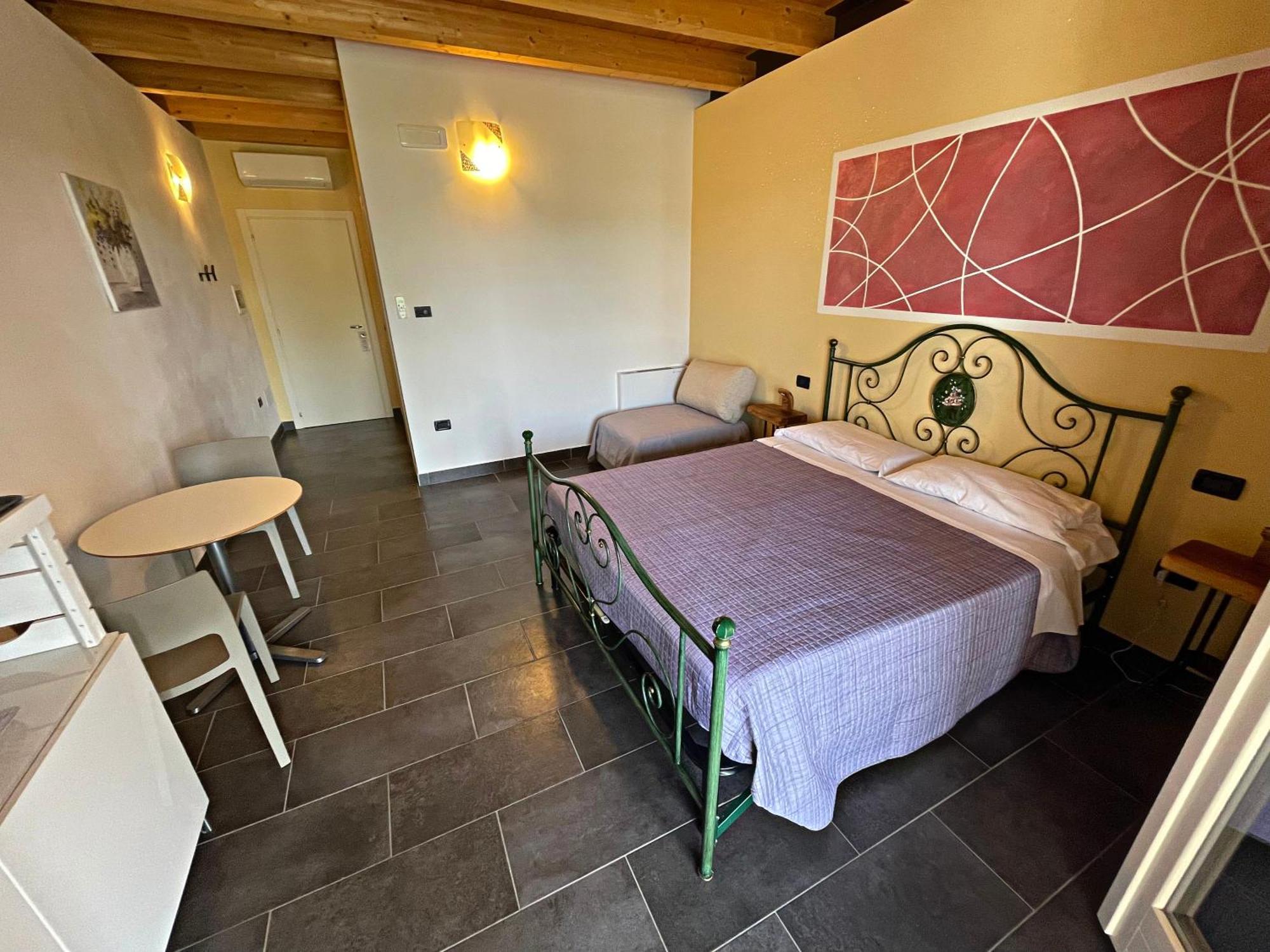 קבריאנה Agriturismo Scannaporco מראה חיצוני תמונה